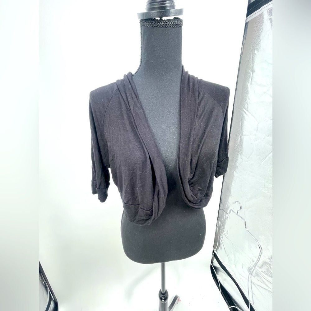 Fashion to figure black‎ shrug size 1X short sleeve
